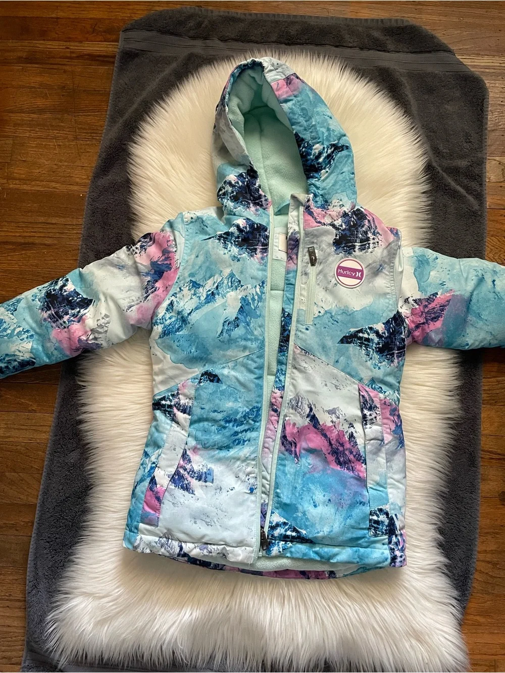 Hurley Kids Blue Pink Mountain-Print Hooded Puffer Jacket